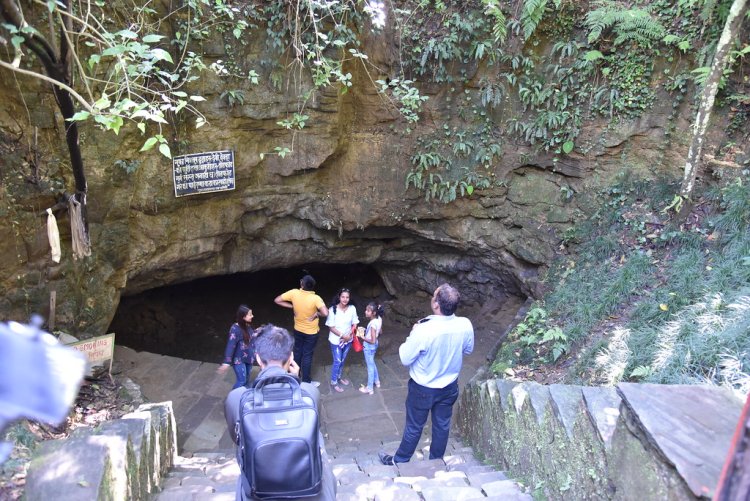 Entrance to Gupteshwor Mahadev Cave